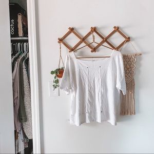 EILEEN FISHER • white box top